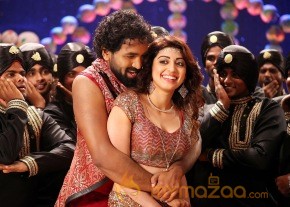 Dynamite Movie Latest Stills photo 2
