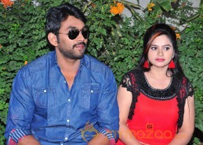 Evaru Donga Movie New Stills photo 10