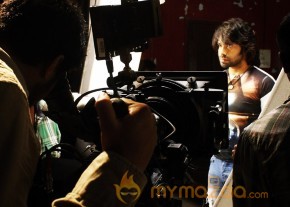 Friend request movie latest stills photo 11
