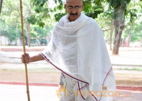 Gandhi Movie Stills  photo 6