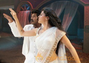 Ganga - Muni 3 Movie New Stills photo 3
