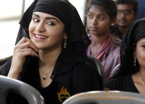 Garam Movie New Photos photo 4