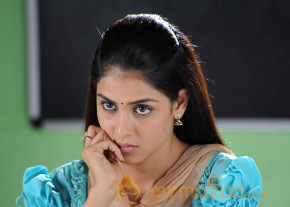 Genelia In Katha photo 3