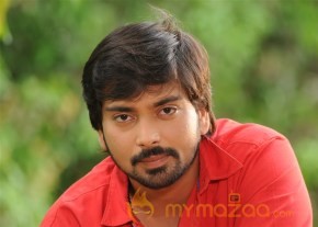 Godavari Navvindi Telugu Movie Stills photo 8
