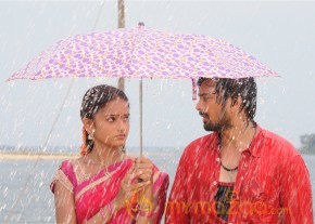 Godavari Navvindi Telugu Movie Stills photo 6