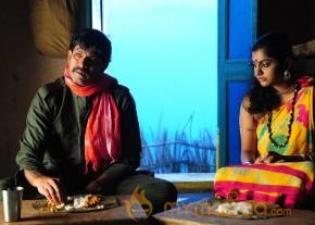 Hithudu Movie Latest Stills photo 25