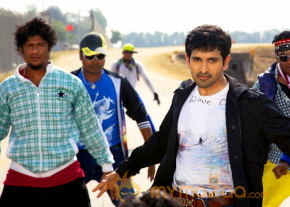 Hrudayam Ekkadunnadi Movie Stills   photo 33
