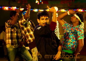 Hrudayam Ekkadunnadi Movie Stills   photo 12