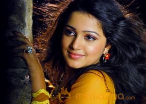 Hrudayam Ekkadunnadi Movie Stills   photo 36