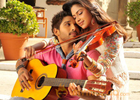 Iddarammayilatho Movie Stills  photo 12