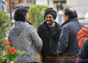 Iddarammayilatho Movie & Working Stills 