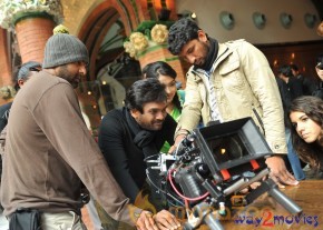 Iddarammayilatho Movie & Working Stills  photo 8