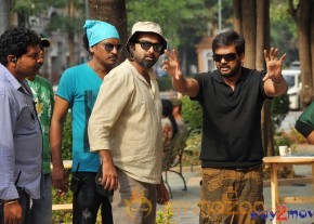 Iddarammayilatho Movie Working Stills  photo 38