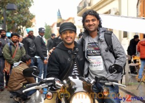 Iddarammayilatho Movie Working Stills  photo 3