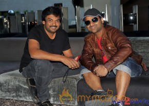 Iddarammayilatho Movie Working Stills  photo 16