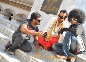 Iddarammayilatho New Movie Stills  photo 2