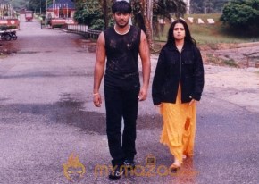 Indhu Movie Stills photo 4