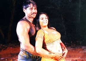 Indhu Movie Stills photo 8