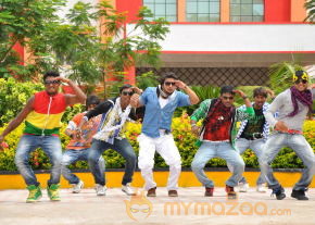 Ista Sakhi Movie Stills Gallery  photo 32