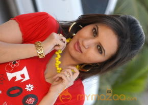 Ista Sakhi Movie Stills Gallery  photo 2
