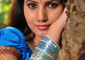 Ista Sakhi Movie Stills Gallery  photo 31