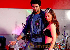 Jagan Nirdoshi Movie Hot Stills   photo 20