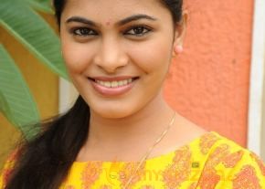 Janmasthanam Movie Stills  photo 3