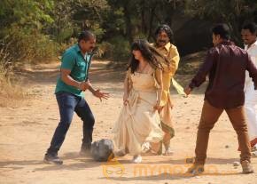 Jayanthi Movie New Pics photo 18