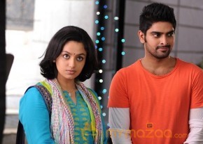 Kalyana Vaibhogame Movie New Pics photo 24