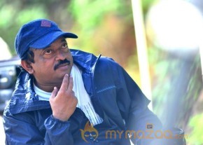 Killing Veerappan New Working Pics photo 19