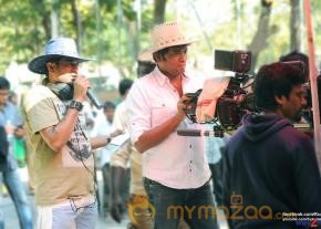 Kumari 21 F Movie Working Stills  photo 2