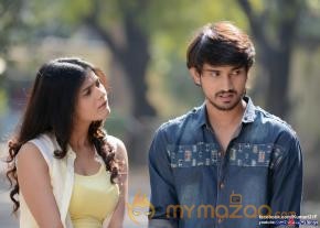 Kumari 21F Movie Latest Photos  photo 3