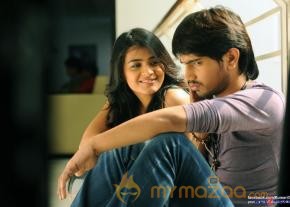 Kumari 21F Movie Latest Photos  photo 4