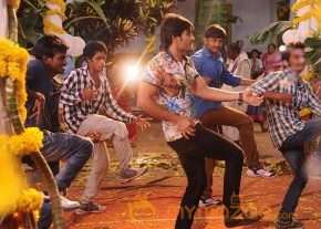 Latest Telugu movie Coming soon Raam NRI stills photo 44