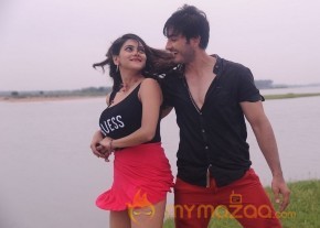 Latest Telugu movie Coming soon Raam NRI stills photo 2