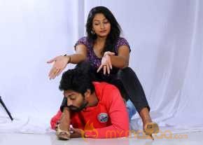 Love Cheyyala Vadda photo 4