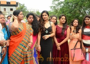 Lovers Park Movie Opening Stills photo 14