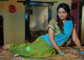Madhumathi Latest Stills  photo 6