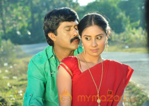 Maharajasri Gaaligadu Movie Hot Stills  photo 35
