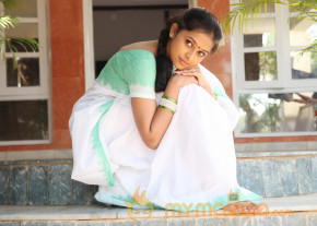 Mallela Teeramlo Sirimalle Puvvu Movie Stills  photo 2