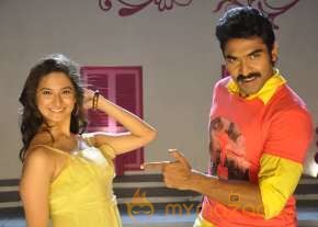 Man of The Match Movie New Stills  photo 9