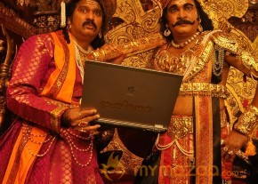 Manushulatho Jagratha Onlocation Photos  photo 22