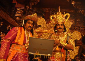 Manushulatho Jagratha Onlocation Photos  photo 5