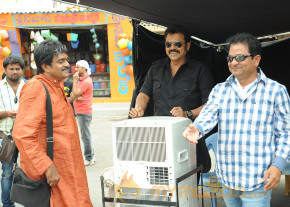 Masala Movie Working Stills 