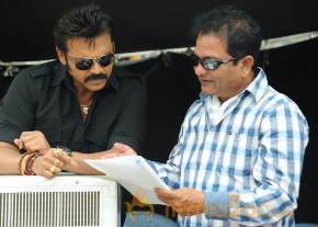 Masala Movie Working Stills  photo 9