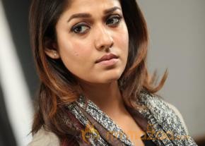 Mayuri Movie Stills photo 6