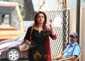Mayuri Movie Stills photo 8