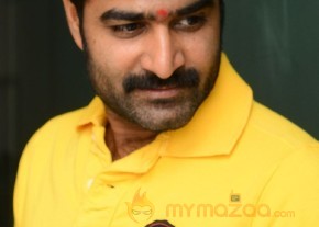 Mounam movie photoshoot stills gallery photo 4