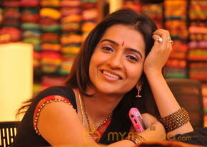 Needa Latest Movie New Stills  photo 5