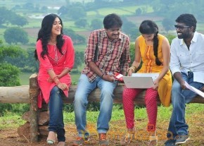 Nenu Sailaja Working Photos